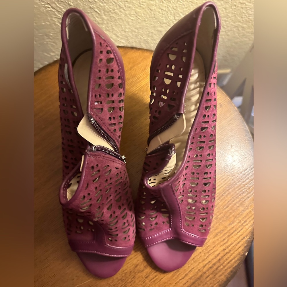 Calvin Klein Purple Mix Peep Toe Cuban Heel Zip Up Heels Size 6.5